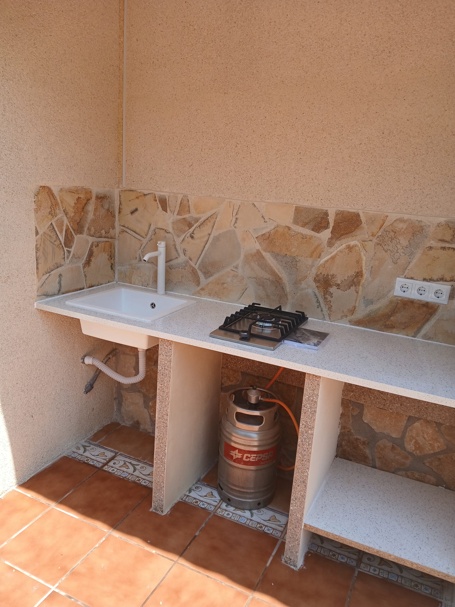 Cocina exterior jardin Torrevieja (2)
