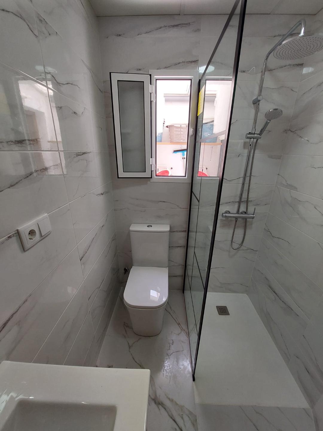 Reforma de baños en Torrevieja (39)