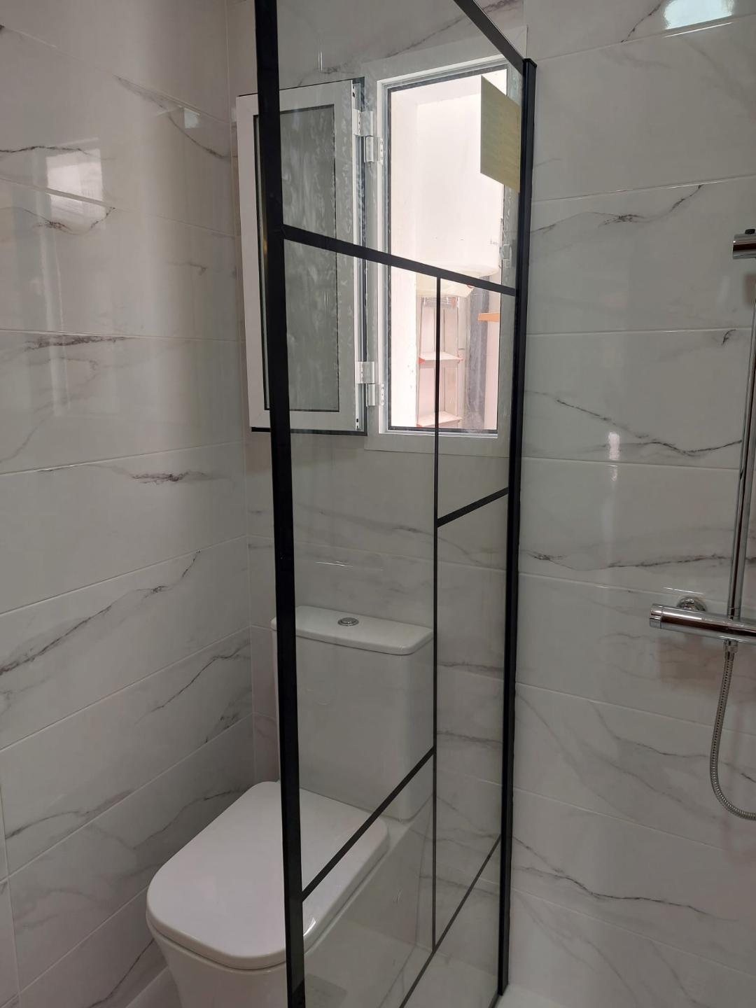 Reforma de baños en Torrevieja (47)